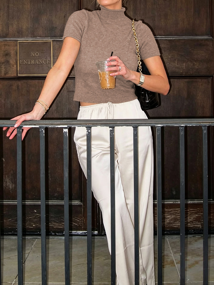 Damski top khaki w minimalistycznym, codziennym fasonie