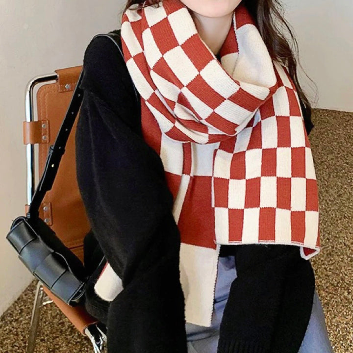 Szal W Kratę Z Czystej Wełny