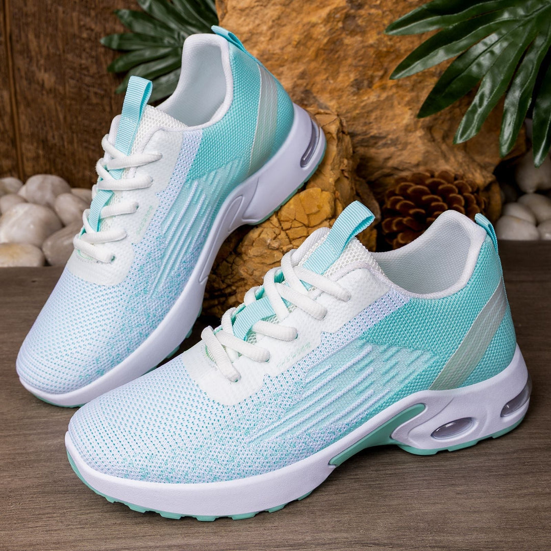 Widoczna komora powietrzna w podeszwie męskich sneakersów