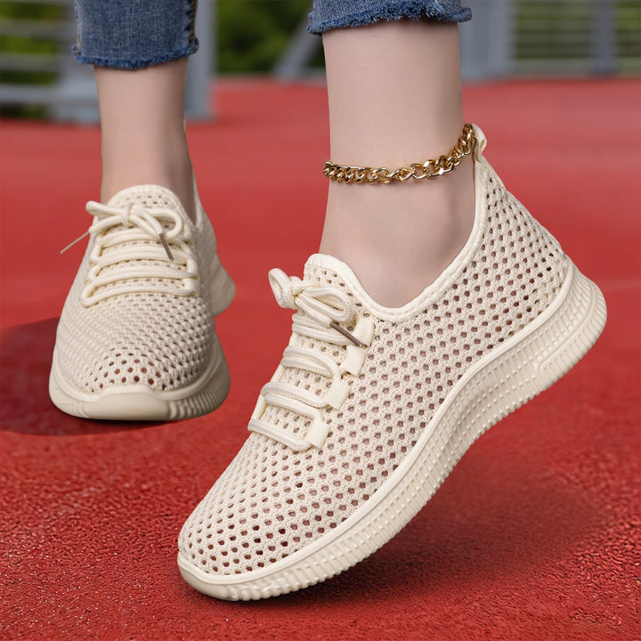 Damski sneaker slip on z przewiewną cholewką z siateczki
