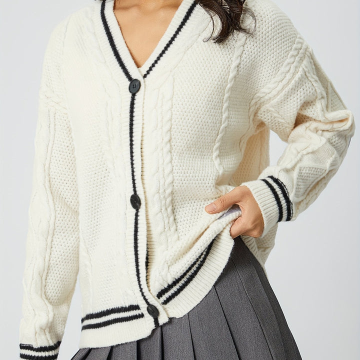 Damski kardigan oversize w stylizacji casual