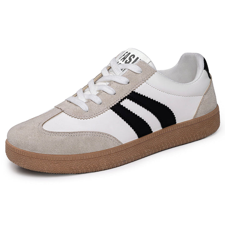 Przód męskich sneakersów retro z klasycznym fasonem