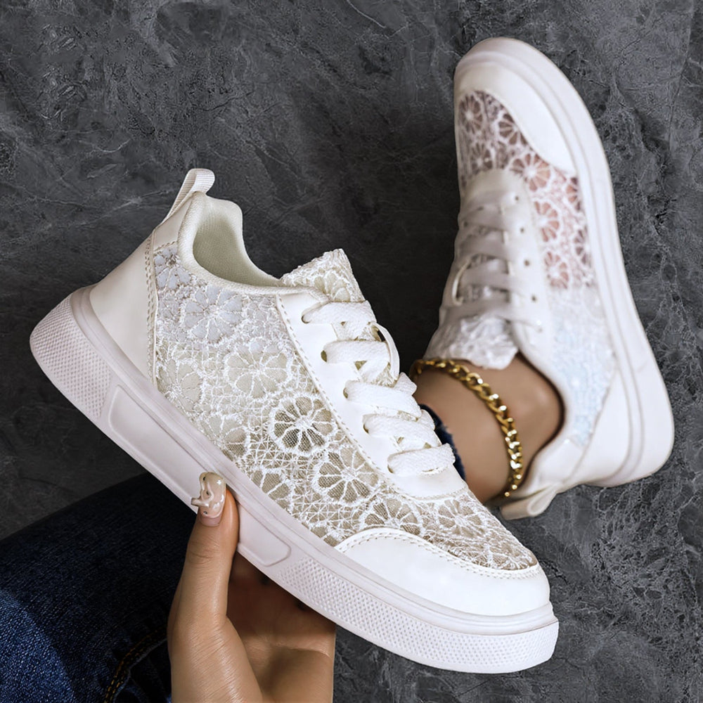 Damskie sneakersy na platformie z koronkową siatką
