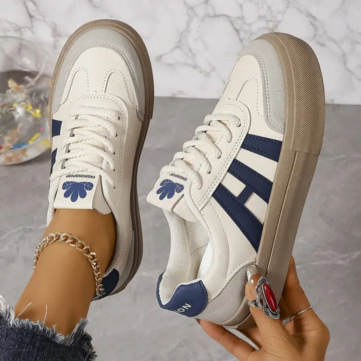 Damskie Białe Sneakersy Retro Ze Sznurowaniem