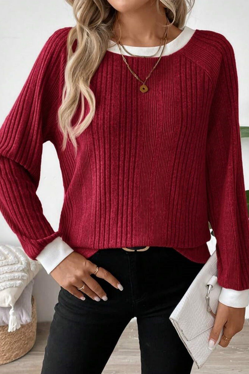 Damski sweter idealny do codziennych stylizacji