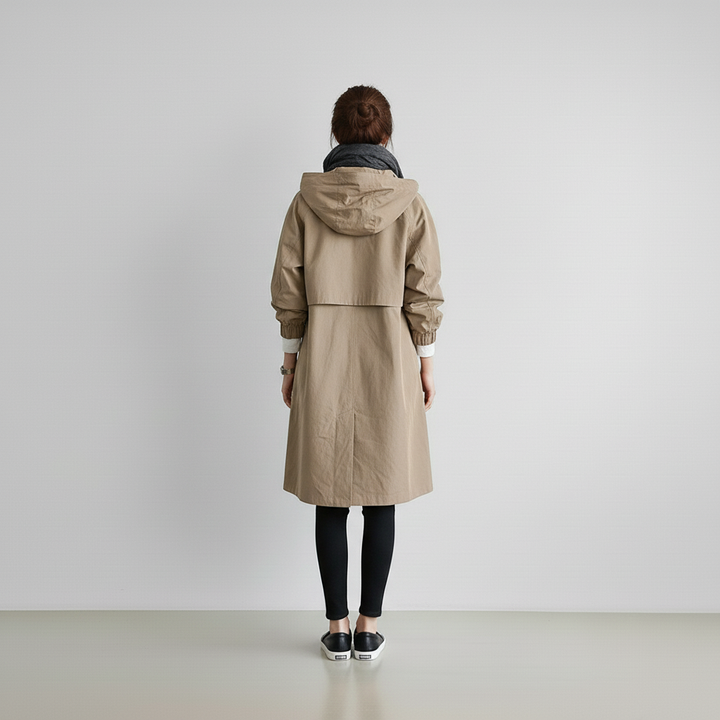 Trencz Damski z Kapturem w Klasycznej Formie