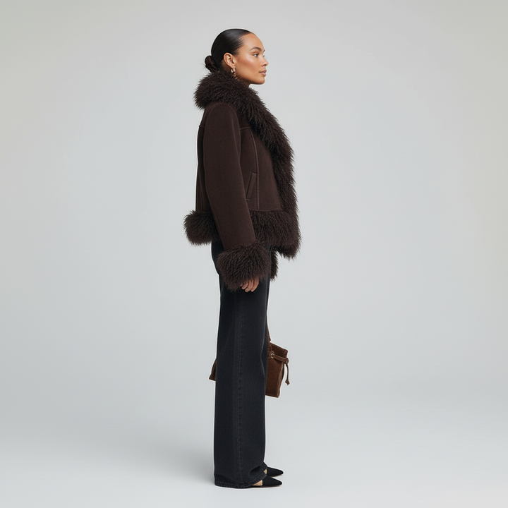 Płaszcz Damski Vintage w Klasycznym Kroju