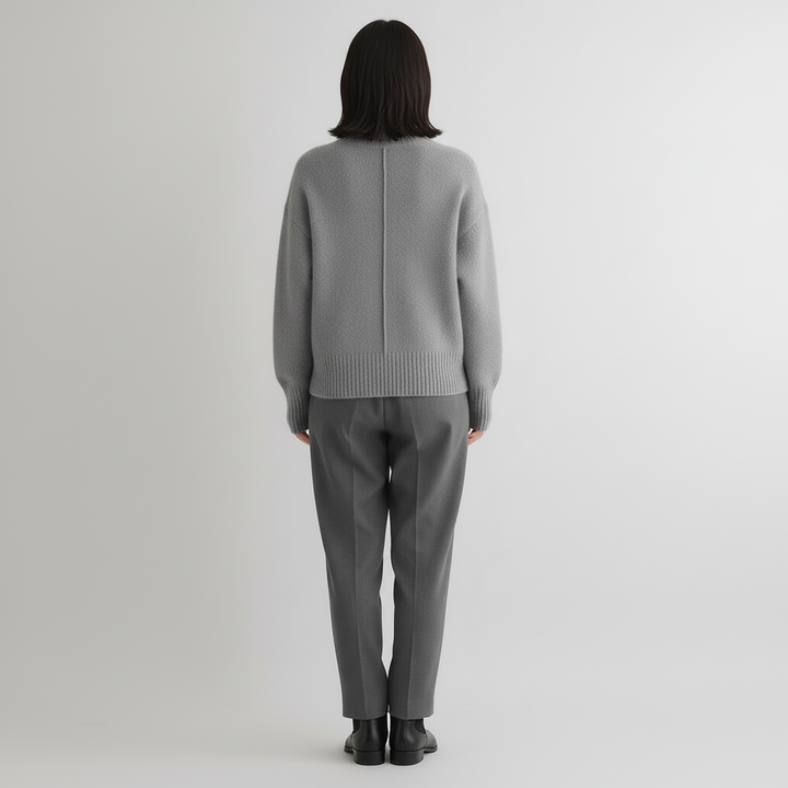 Sweter Damski z Golfem w Luźnym Kroju